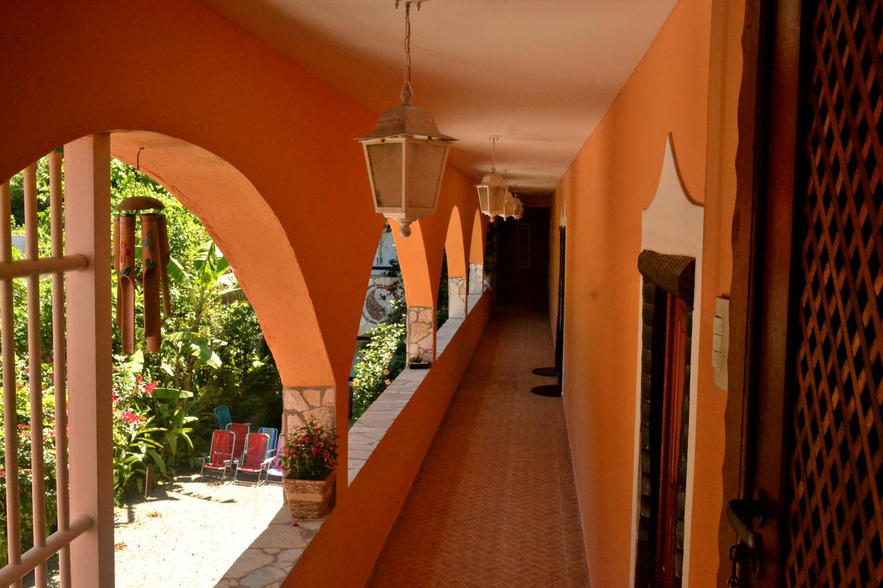 Pousada Casa De Pedra Boicucanga Exteriör bild